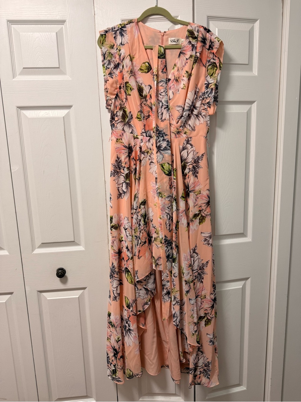 Eliza J Peach Floral High-Low Maxi Dress